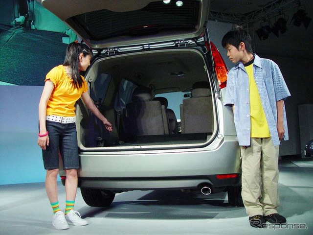 【新型日産『プレサージュ』発表】パパ、ママのではなくチームのクルマ