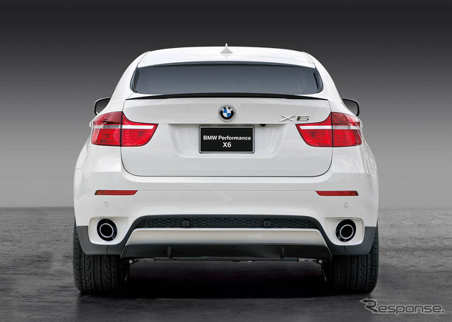 BMWパフォーマンスキットを装着したX6