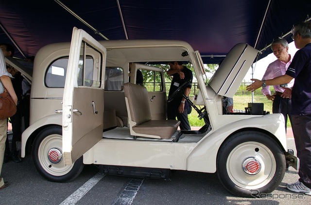 会場では1947年に造られたEV「たま」の展示・試乗も行われた