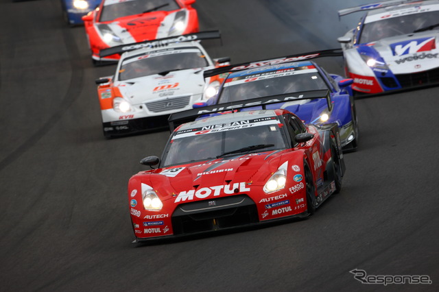 本山哲/ブノワ・トレルイエ(MOTUL AUTECH GT-R)