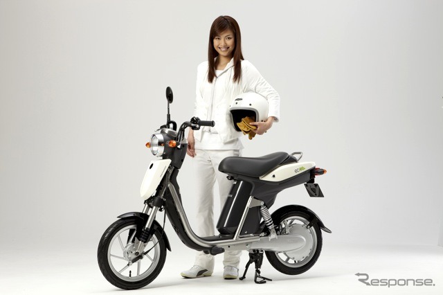 EC-03（イーシーゼロスリー）