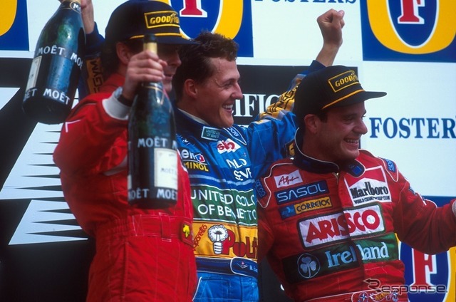 1994年、パシフィックGP、日本、TIサーキット英田。1位:ミハエル・シューマッハ、2位:ゲルハルト・ベルガー、3位:バリチェロ