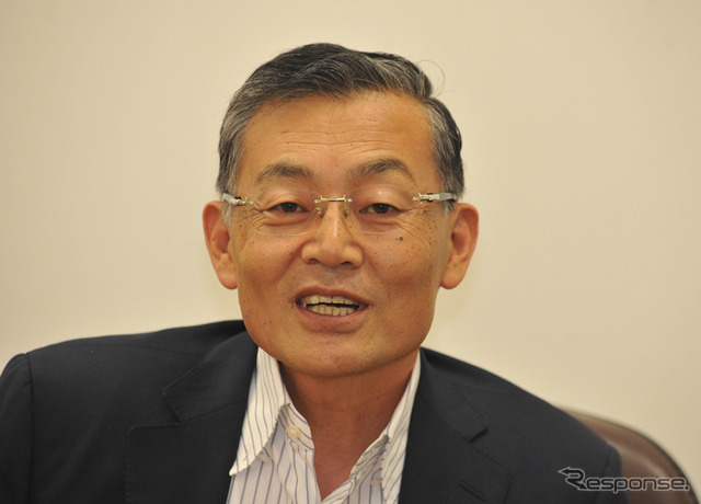 日本輸入モーターサイクル協会の会長に就任した成川商会専務の成川豊氏(撮影=中島みなみ)