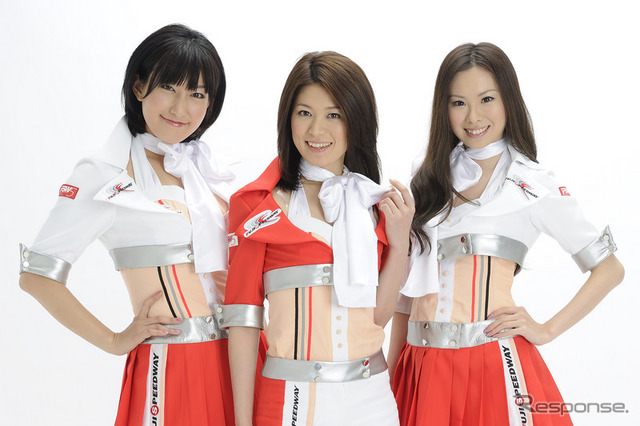 富士スピードウェイ イメージガール「クレインズ」
