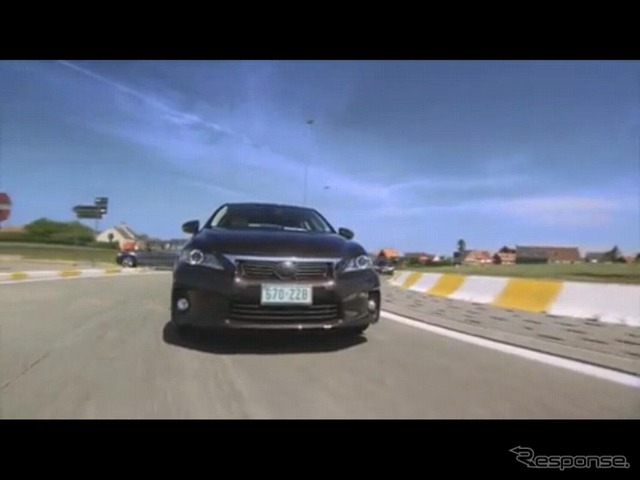 CT200hの最新PR映像