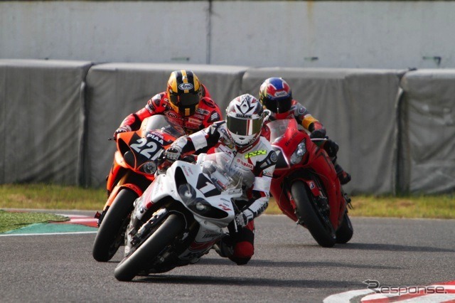 “コカ・コーラ ゼロ”鈴鹿8時間耐久ロードレース第33回大会(決勝7月25日)