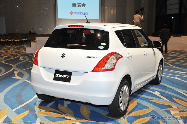 スイフト新型