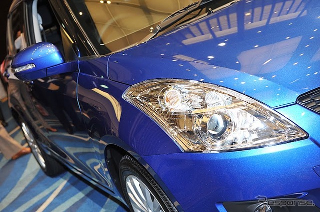 スイフト新型