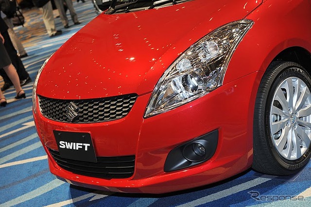 スイフト新型