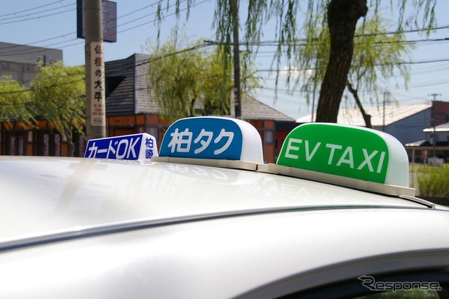 行灯でもEVであることをアピールする
