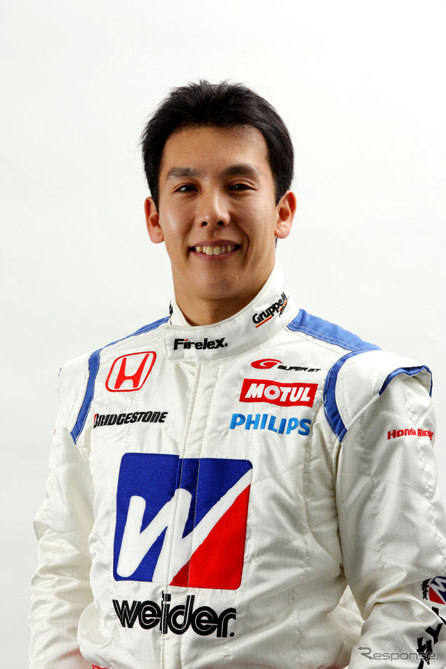#18:ウィダー HSV-010/小暮卓史 選手