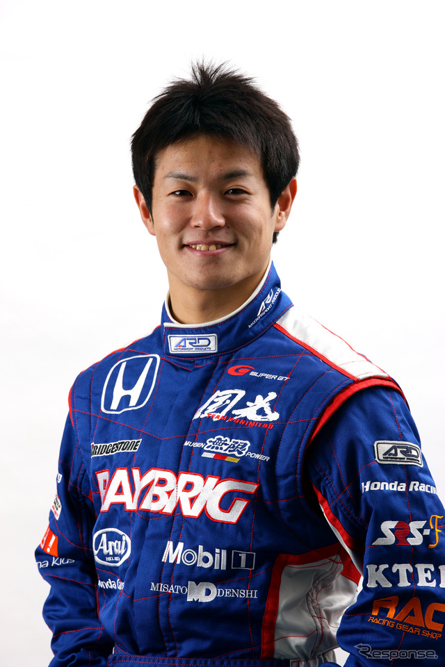#100:RAYBRIG HSV-010/山本尚貴 選手