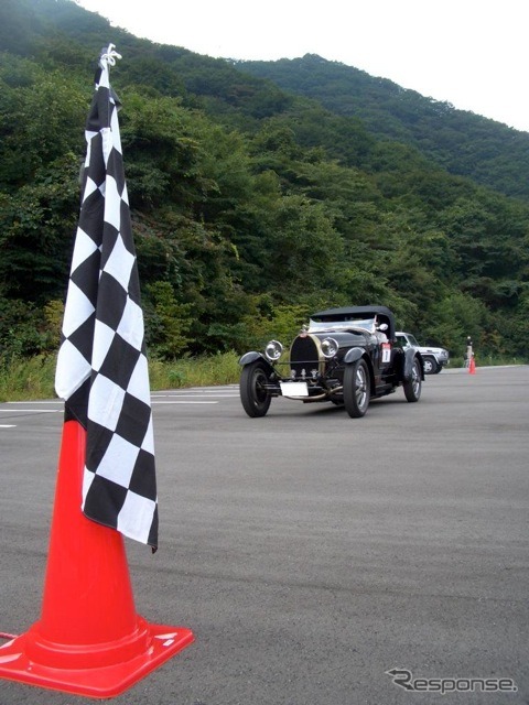 今回最も古い参加車。1928年のブガッティT43