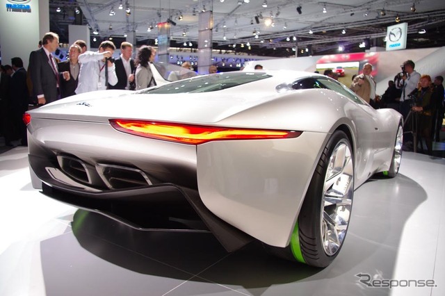 ジャガー C-X75