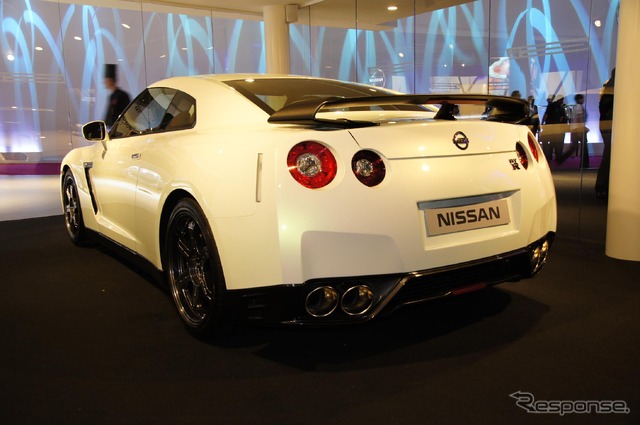 日産 GT-R 2012年モデル