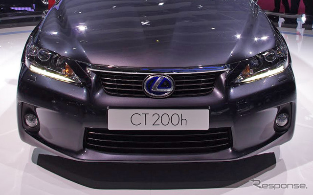 レクサス CT200h