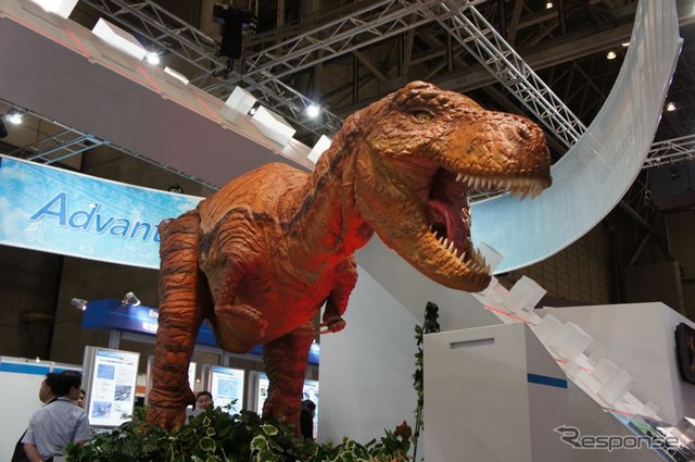 マルチタッチで動く恐竜ロボット「TEサウルス」、タイコエレクトロニクス