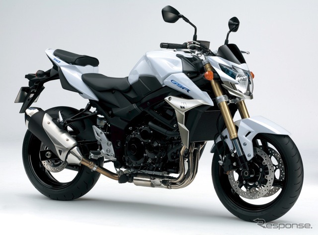 スズキGSR750