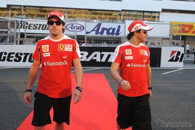 マッサ（向かって右）とアロンソ（日本GP）