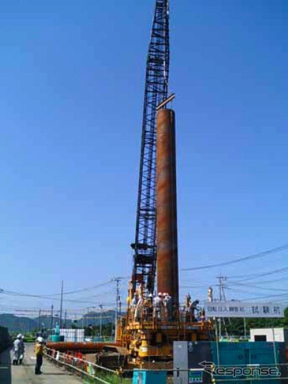 東駿河湾環状道路の高架橋基礎工事に採用された回転圧入鋼管杭「NSエコパイル」工法