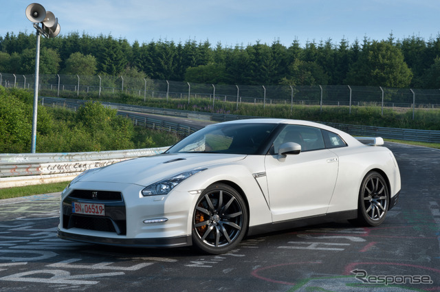 GT-R 2011年モデル