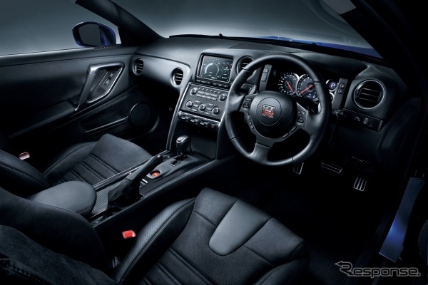 GT-R 2011年モデル