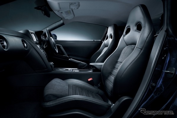GT-R 2011年モデル