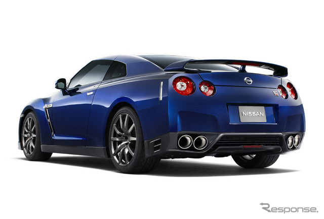 GT-R 2012年型（日本では2011年型）