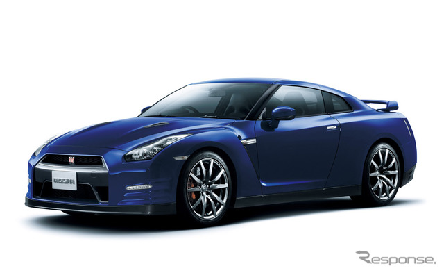 GT-R 2012年型（日本では2011年型）