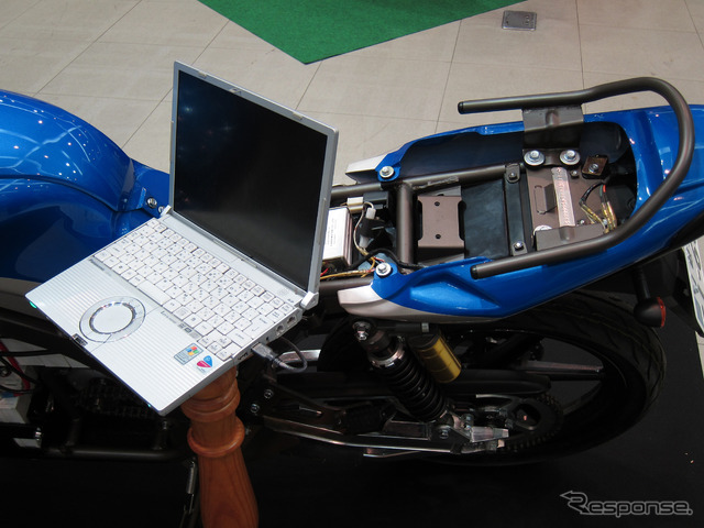 ウィンドウズPCを使用したコンピュータセッティングの実演