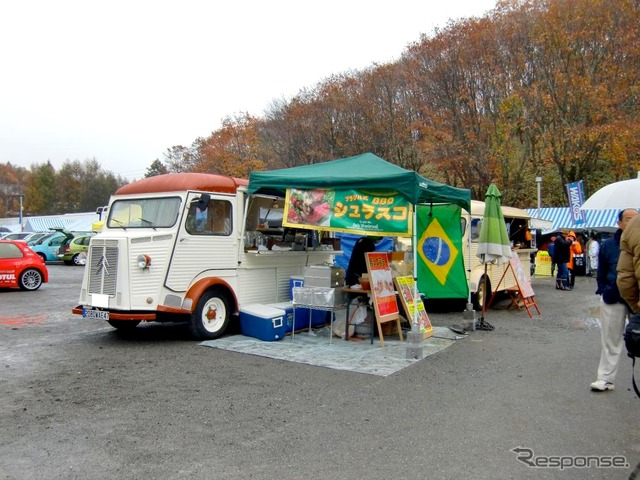 シトロエンンHトラックによる移動販売車