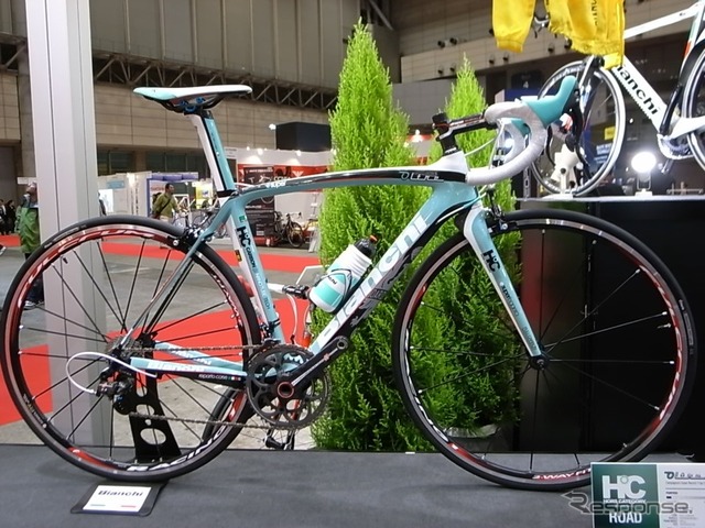 イタリアの自転車メーカーBianchi（ビアンキ）も出展