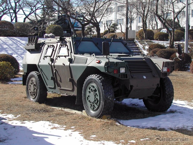 陸上自衛隊 軽装甲機動車