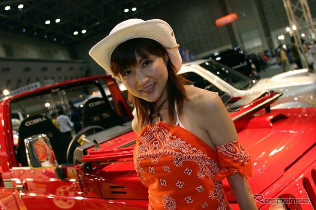 【オートギャラリー2003写真蔵】コンパニオンは夏まっさかり!!