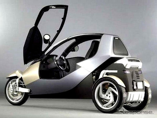 イギリスのバーク大学による3輪車プロジェクト・クレバーの試作車（2004年）