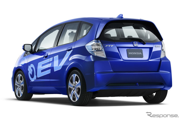フィットEV
