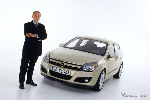 【フランクフルトショー2003出品車】新型オペル『アストラ』のインテリア