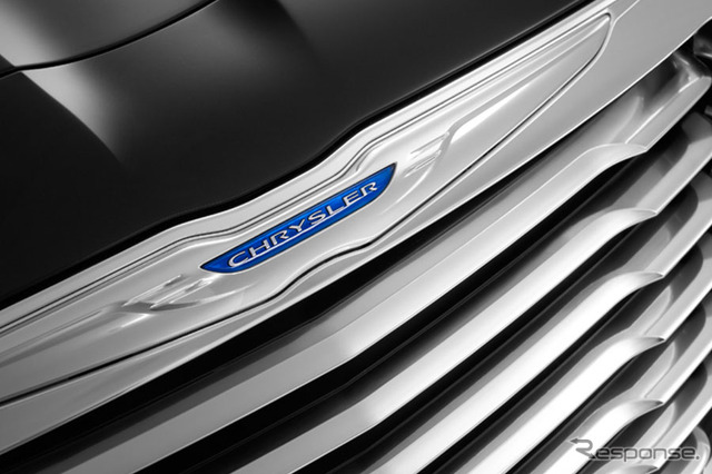 クライスラー300C新型