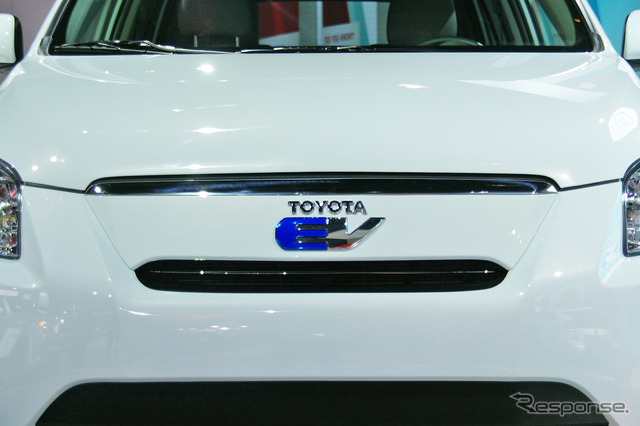 トヨタ RAV4 EV