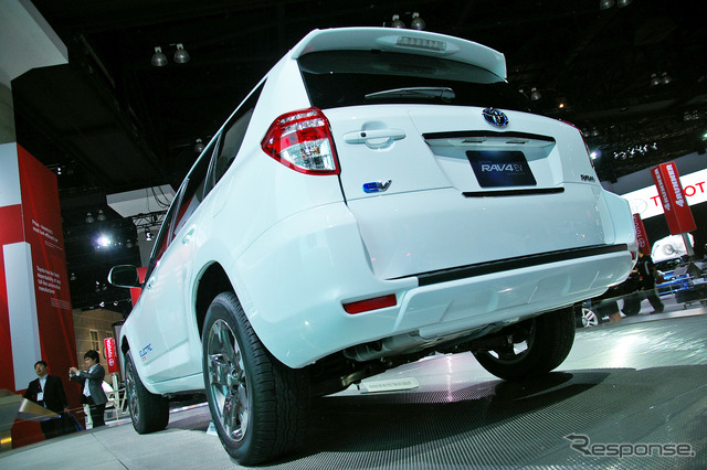 トヨタ RAV4 EV