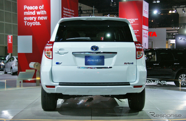 トヨタ RAV4 EV