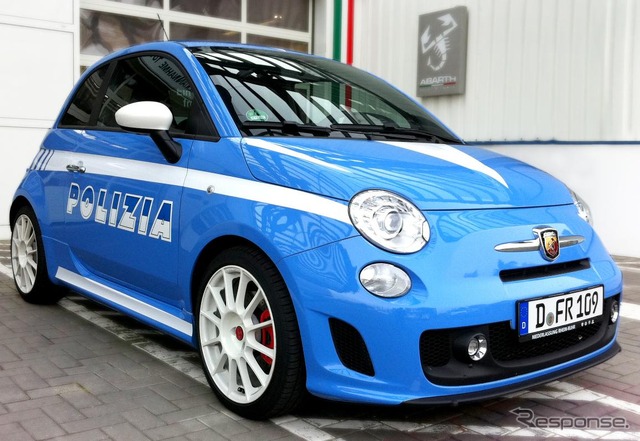 アバルト500のイタリア警察仕様