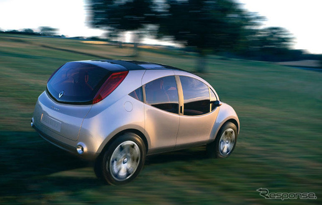 【フランクフルトショー2003出品車】ルノー、2台の『ビバップ』