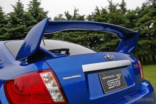 インプレッサ WRX STI 4ドア