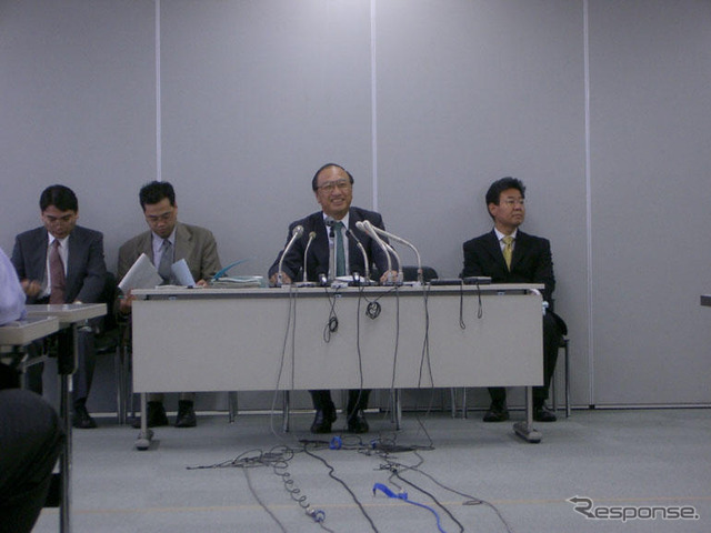 藤井総裁の巻き返しも扇大臣冷たく---JH財務諸表
