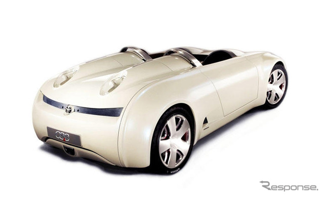 【フランクフルトショー2003出品車】トヨタ『CS&S』……ハイブリッドだぞ