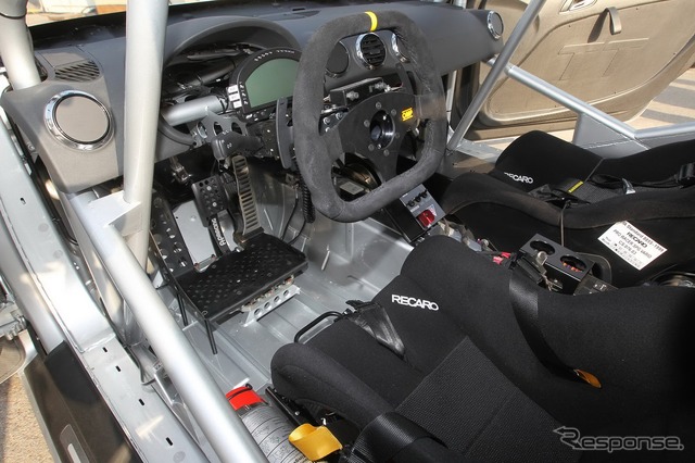 2012年に市販される、レース専用車「TT GT4」