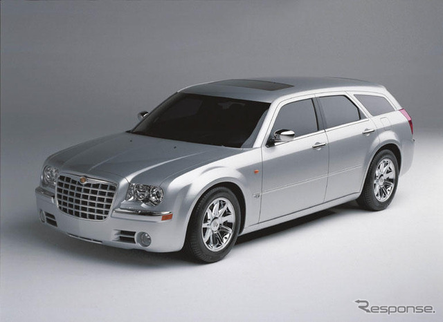 【フランクフルトショー2003出品車】クライスラー『300Cツーリング』…欧州へ