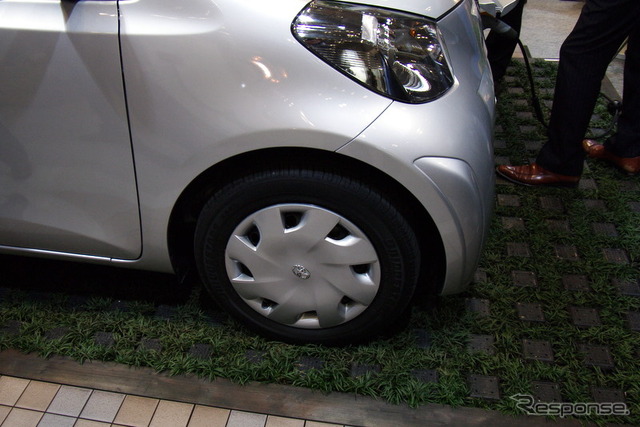 トヨタ自動車 駐車場緑化システム