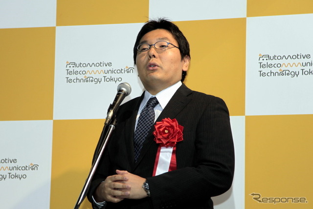 講評をするATTT企画委員長の神尾寿氏